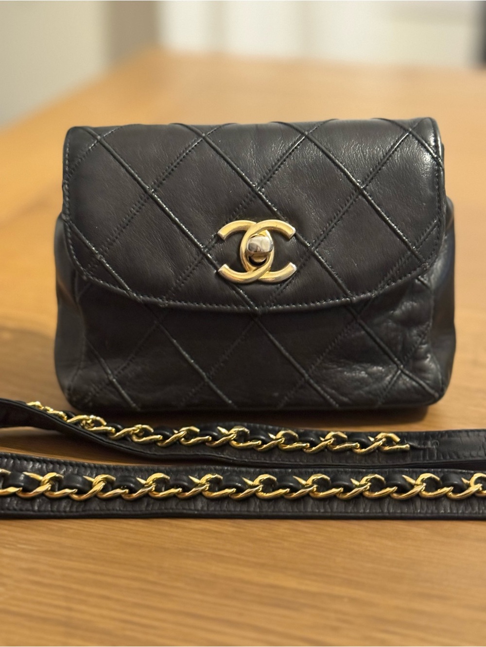 CHANEL Vintage Waist Bag Fanny Pack CC Lambskin Waist Bag Pouch Bum Bag